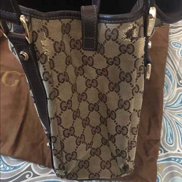 Authentic Gucci purse - Picture 3 of 8